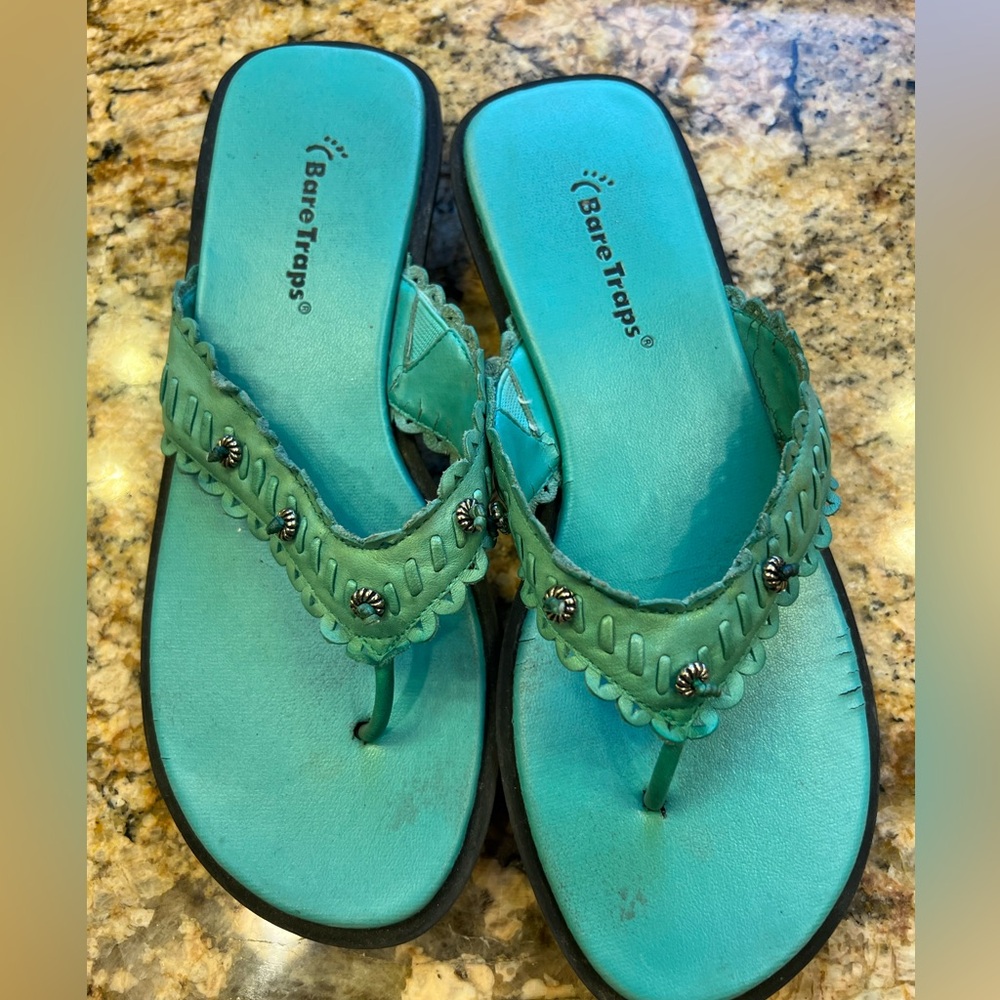 Bare Traps turquoise leather sandals